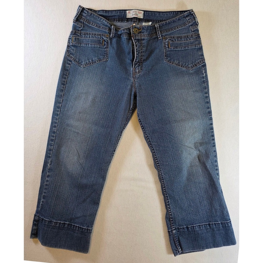 Levi Strauss Signature Capri Jeans Women's Size 16 Blue Denim Stretch Mid Rise